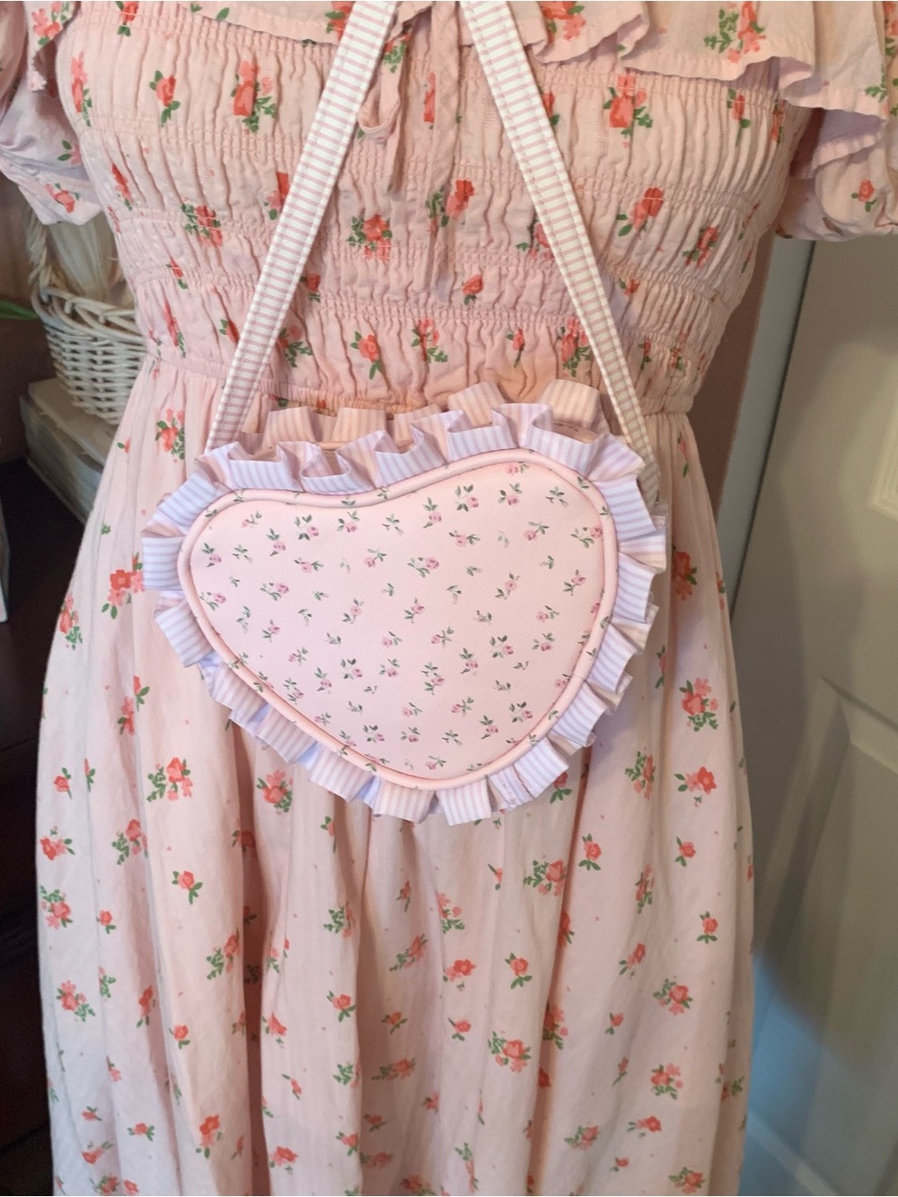 Girl's Heart-Shaped Pink Floral Purse